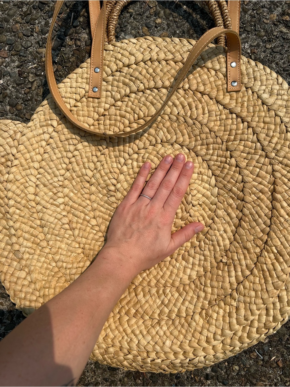 Woven Round Straw Tote Bag - Natural Tan